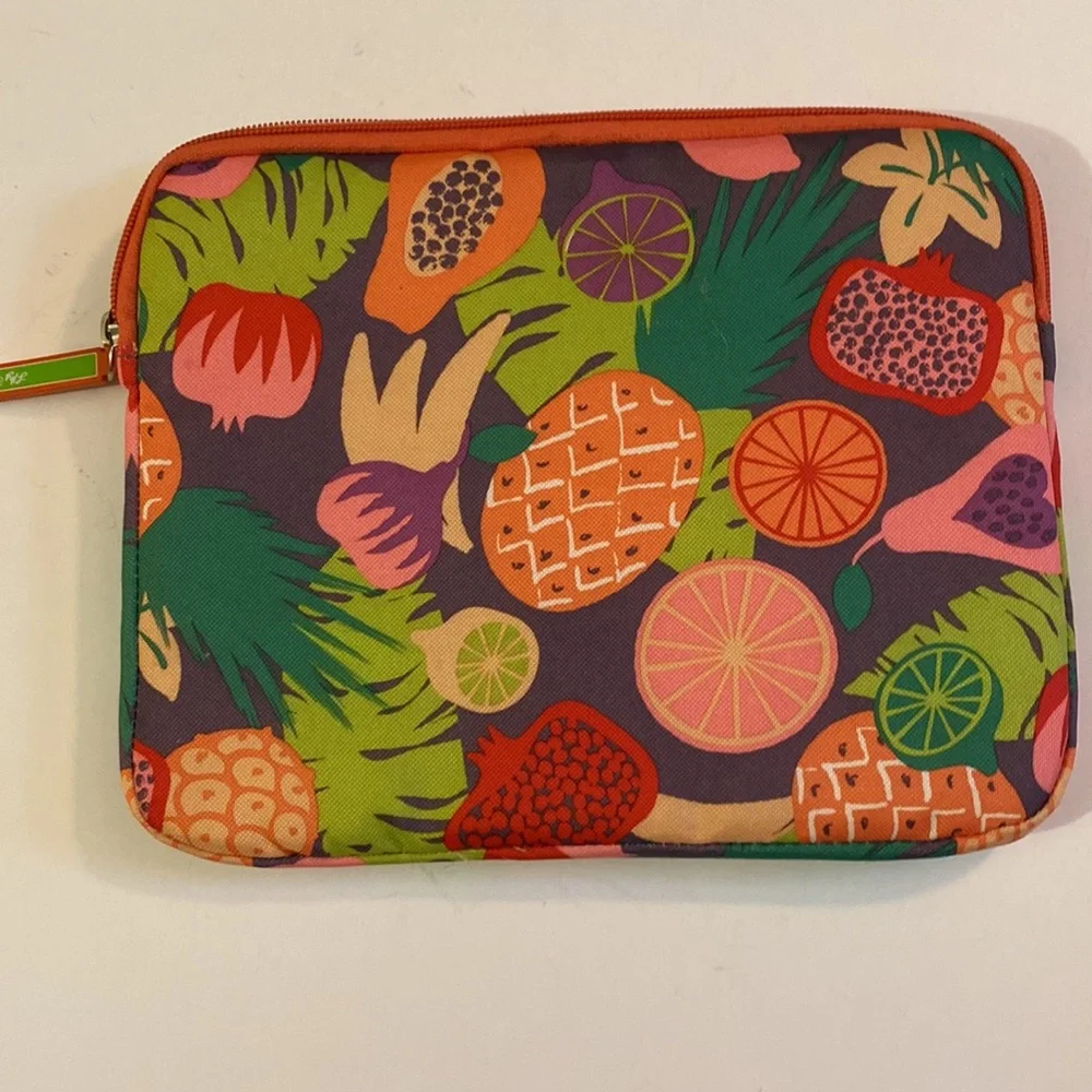NWOT Lily Bloom protective device case in cute fruit pattern!